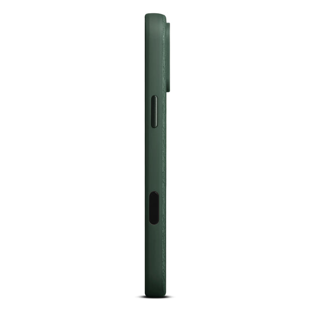 woolnut iphone 17 pro max leather case green 6