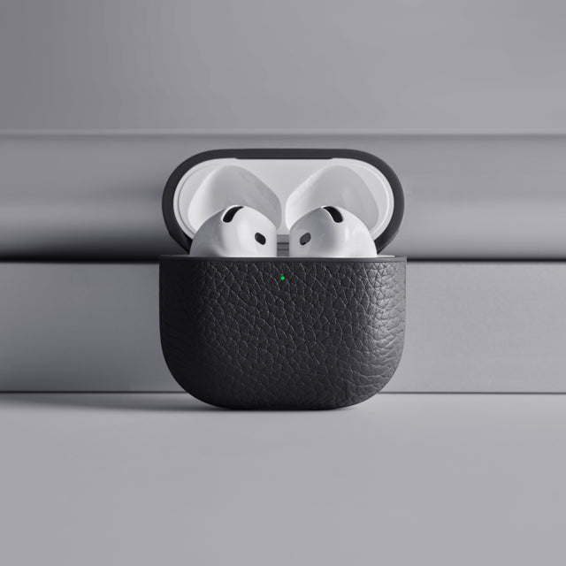 Airpods 4 5 case leather black from WOOLNUT