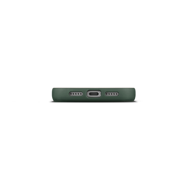 woolnut iphone 17 pro leather case green 7